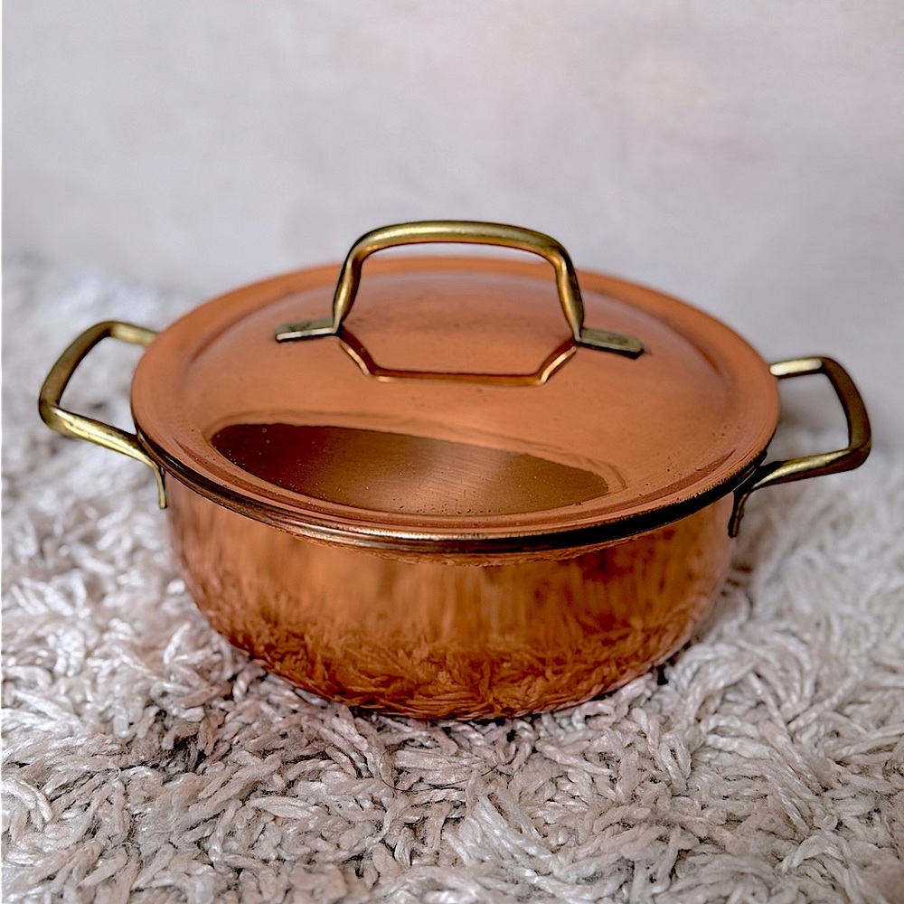Vintage Small Copper NonStick Baking Pot Brass Handles Country Cottage Farmhouse